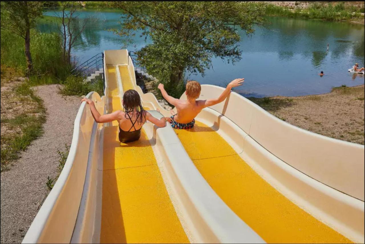 ホテル Domaine Des Iscles ラ・ロック・ダンテロン エクステリア 写真